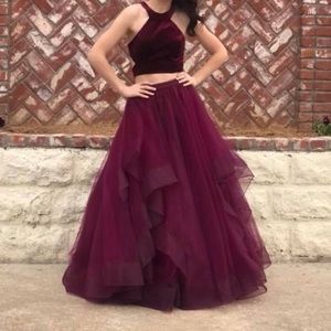Deep red backless 2-piece prom dress